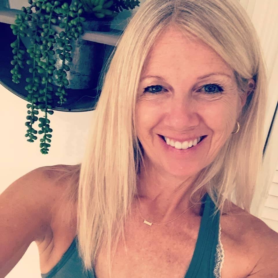 Sue Strong - profile